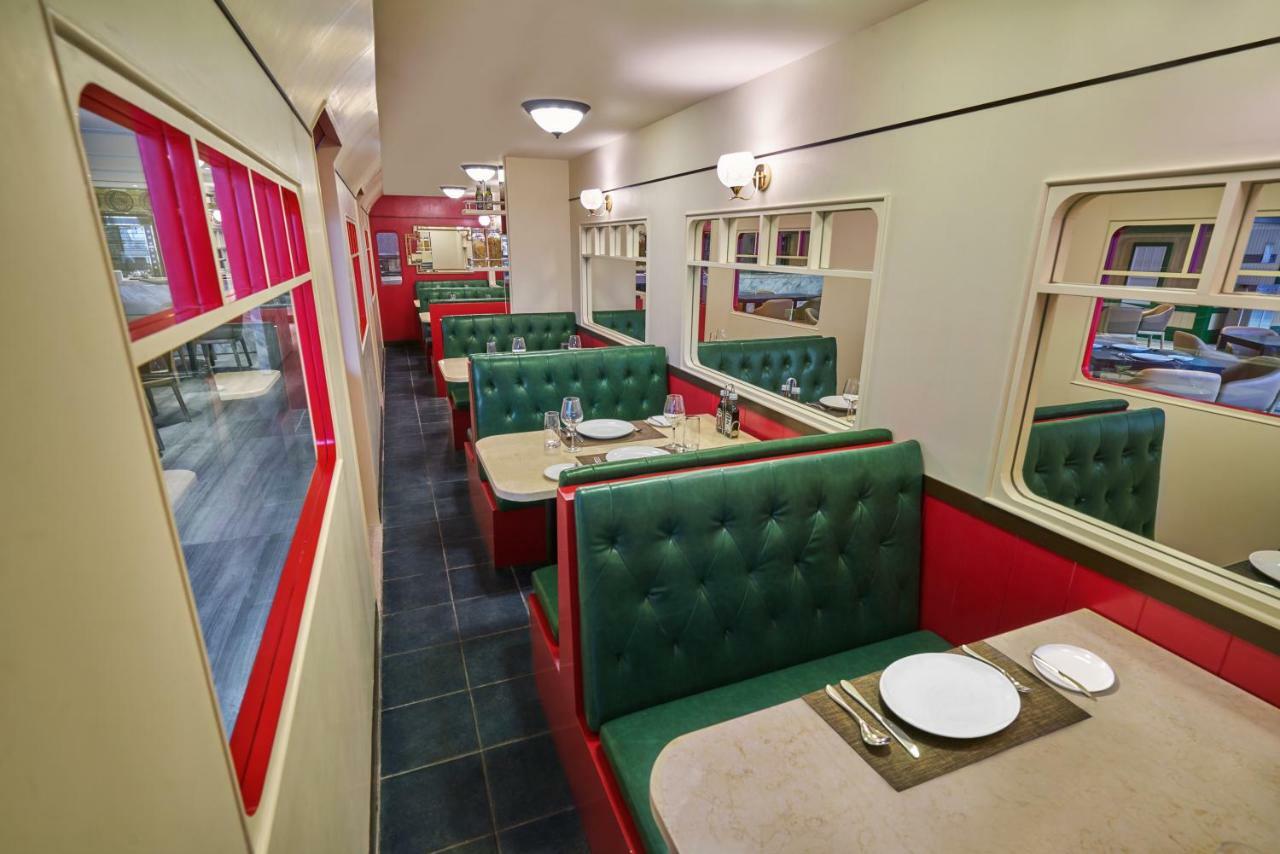 Hotel Cozi Resort Tuen Mun Гонконг Экстерьер фото